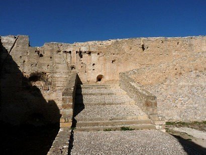 Velez castle exterior 1
