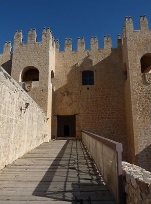 Velez castle exterior 5