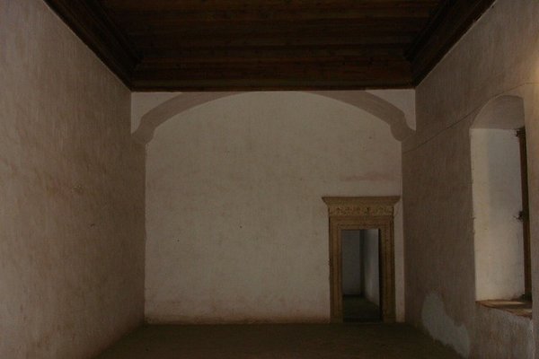 Interior 1  4 