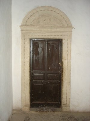 Interior 4  6 