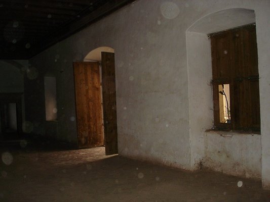 Interior 1  3 