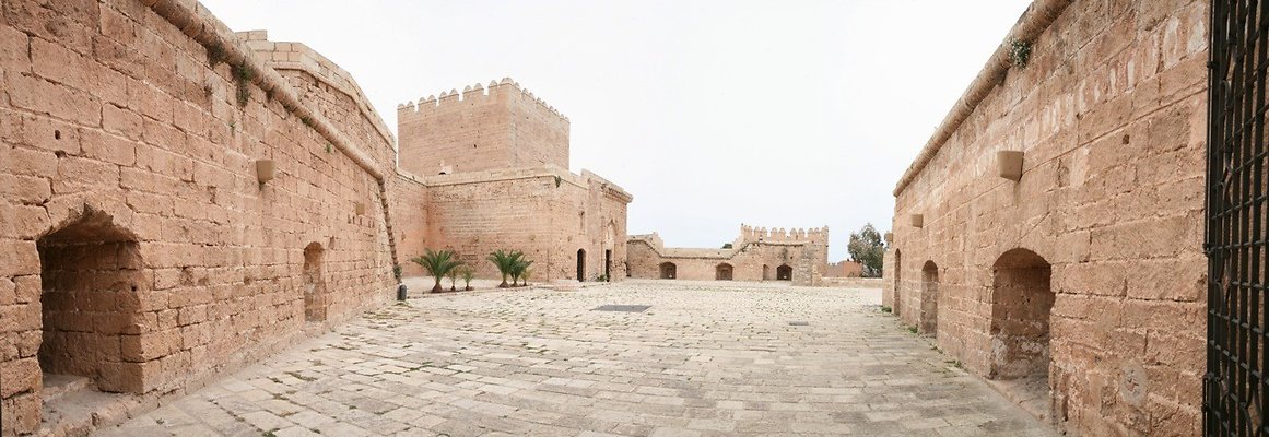 GoT Spain Almeria town fort Alcazaba pan 11