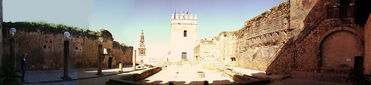GoT Spain Seville outskirts Cormona gate Pan 7