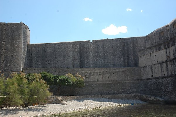 Garden area by west walls