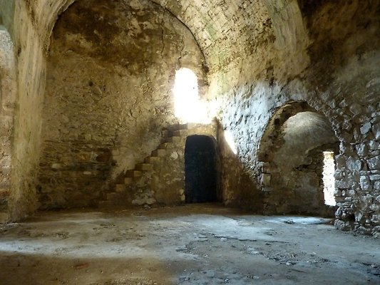Anamur Castle Interior06