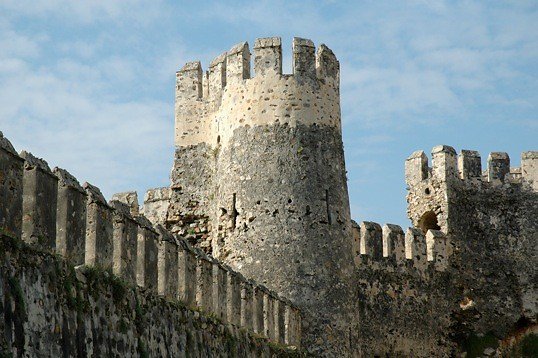 Anamur Castlel Courtyard13