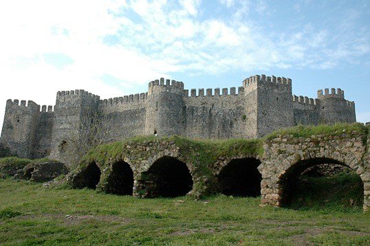 Anamur Castlel Courtyard27