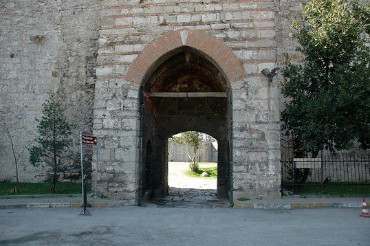 Yedikule Wall   Gate06