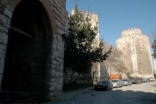 Yedikule Wall   Gate05