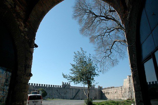 Yedikule Wall   Gate09