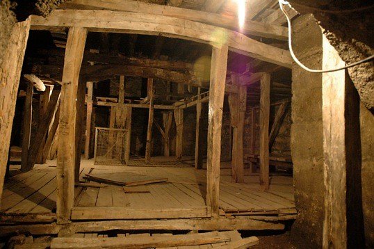 Yedicule interior16