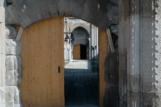 Karatay Han Exterior08