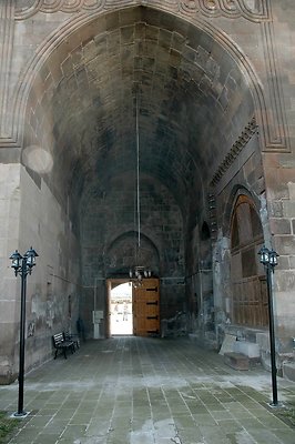 Karatay Han Courtyard06