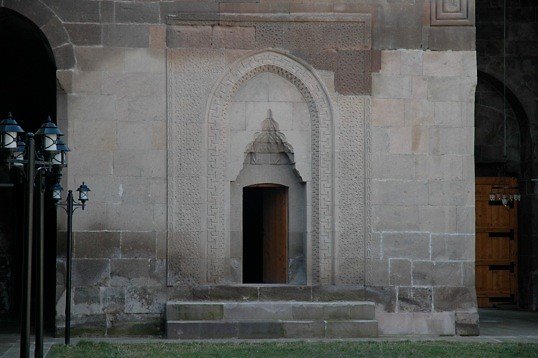 Karatay Han Courtyard16